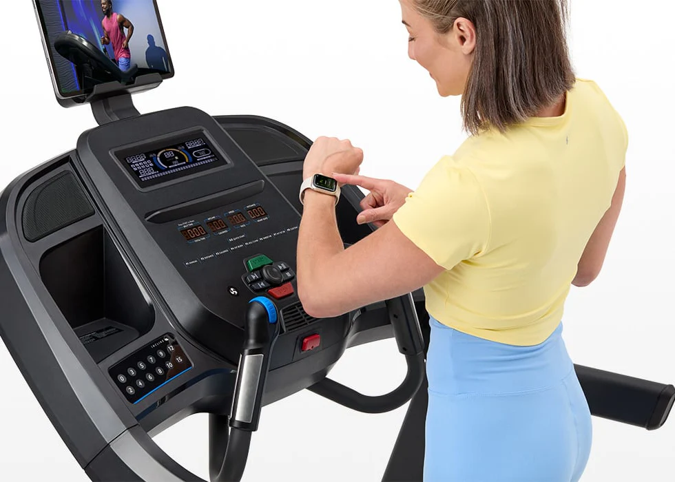 7.0 AT Treadmill - Image 6