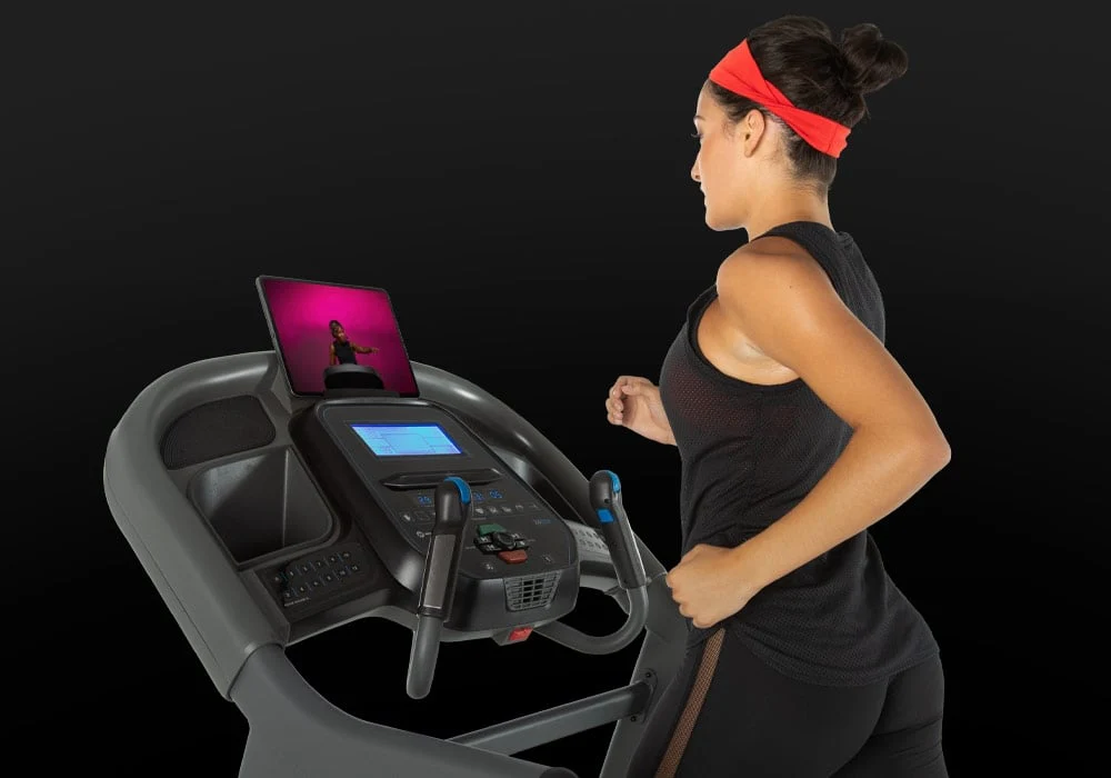 7.4 AT Treadmill - Image 10