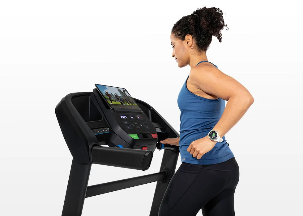 T202 Treadmill - Image 8